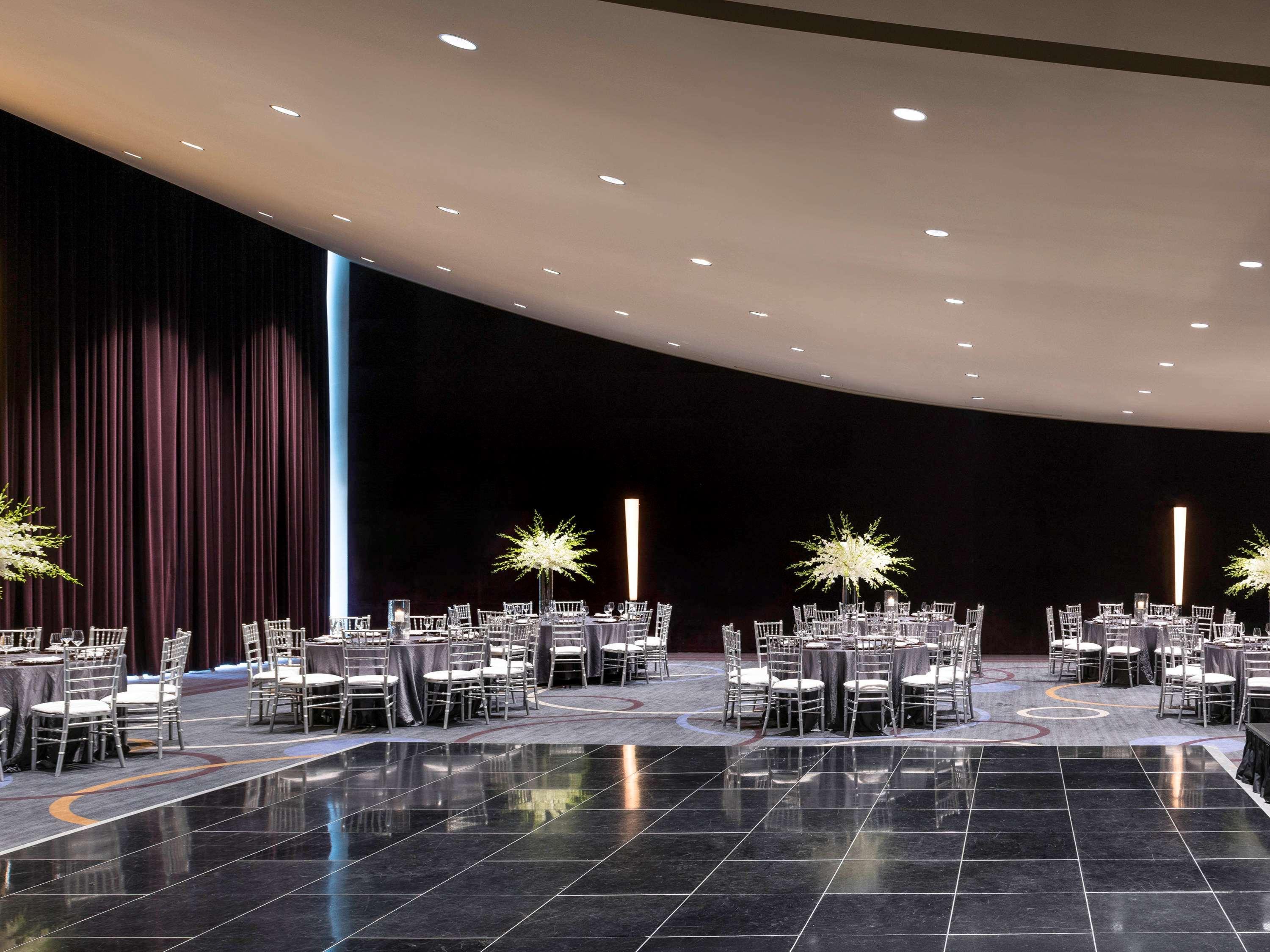 Sofitel Chicago Magnificent Mile Hotel Luaran gambar The Grand Ballroom