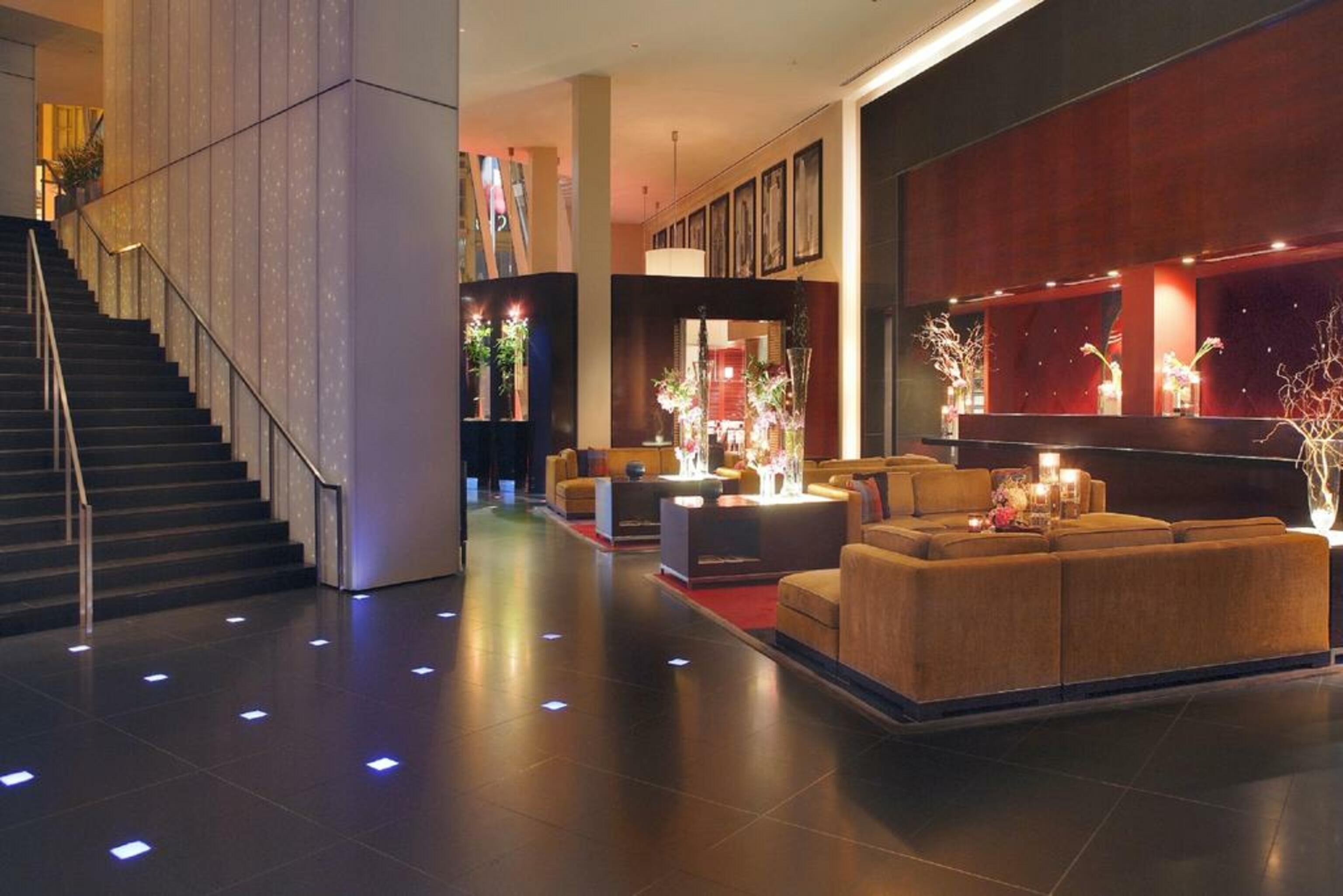 Sofitel Chicago Magnificent Mile Hotel Luaran gambar Lobby